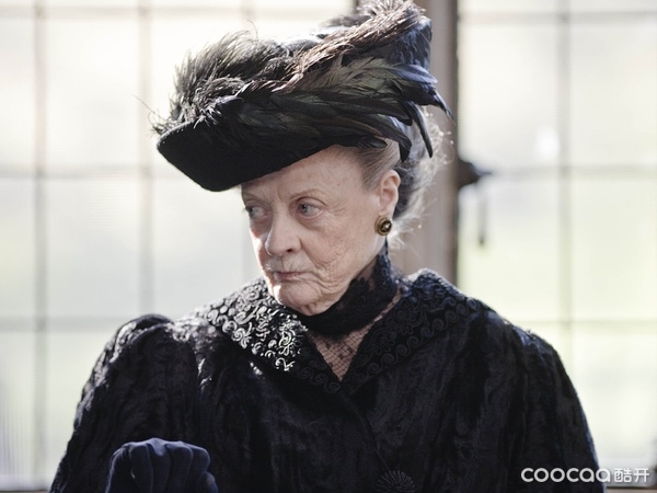 这段婚姻更像是一个谈判,公爵为自己即将出让的"公爵夫人"头衔要了个